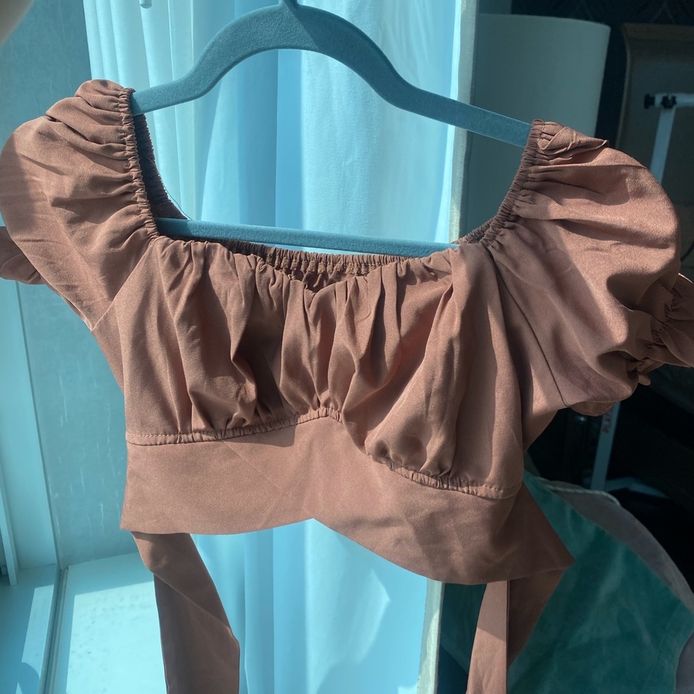 Crop top with ties (XS)